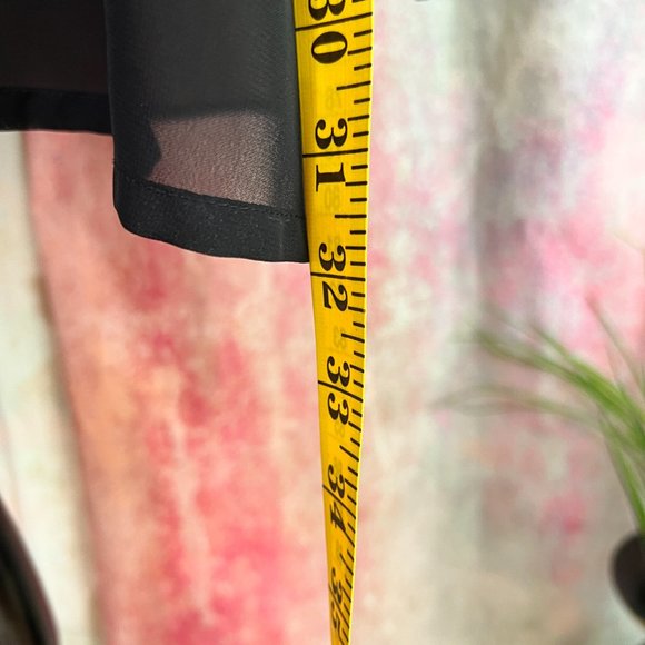 VTG📌 Chiffon Button Down Blouse with Satin Collar & Cuffs - Picture 9 of 16